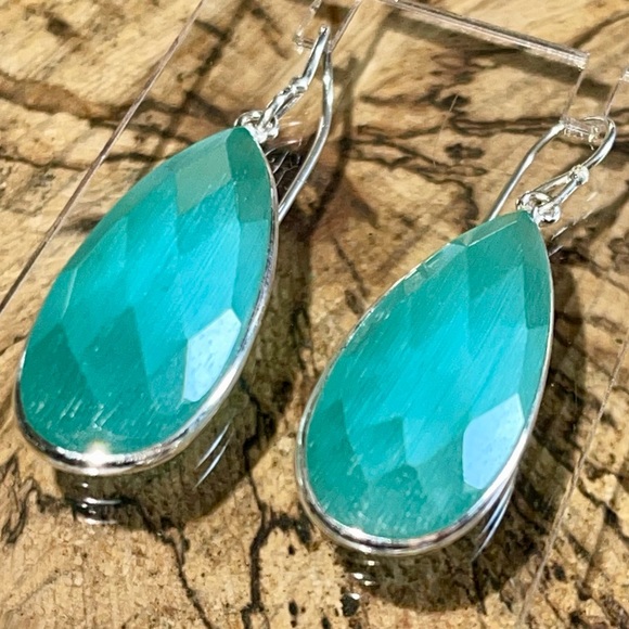 Blue Green Cat’s Eye Earrings 1 7/8” - Picture 6 of 11